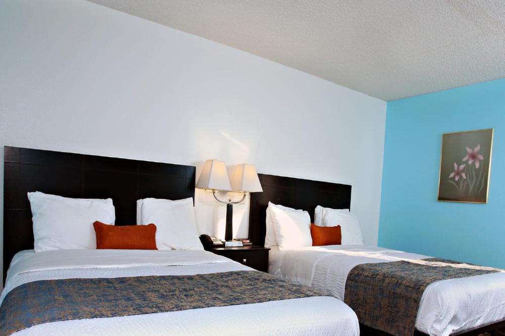 Double Room with Two Double Beds - Non-Smoking interior